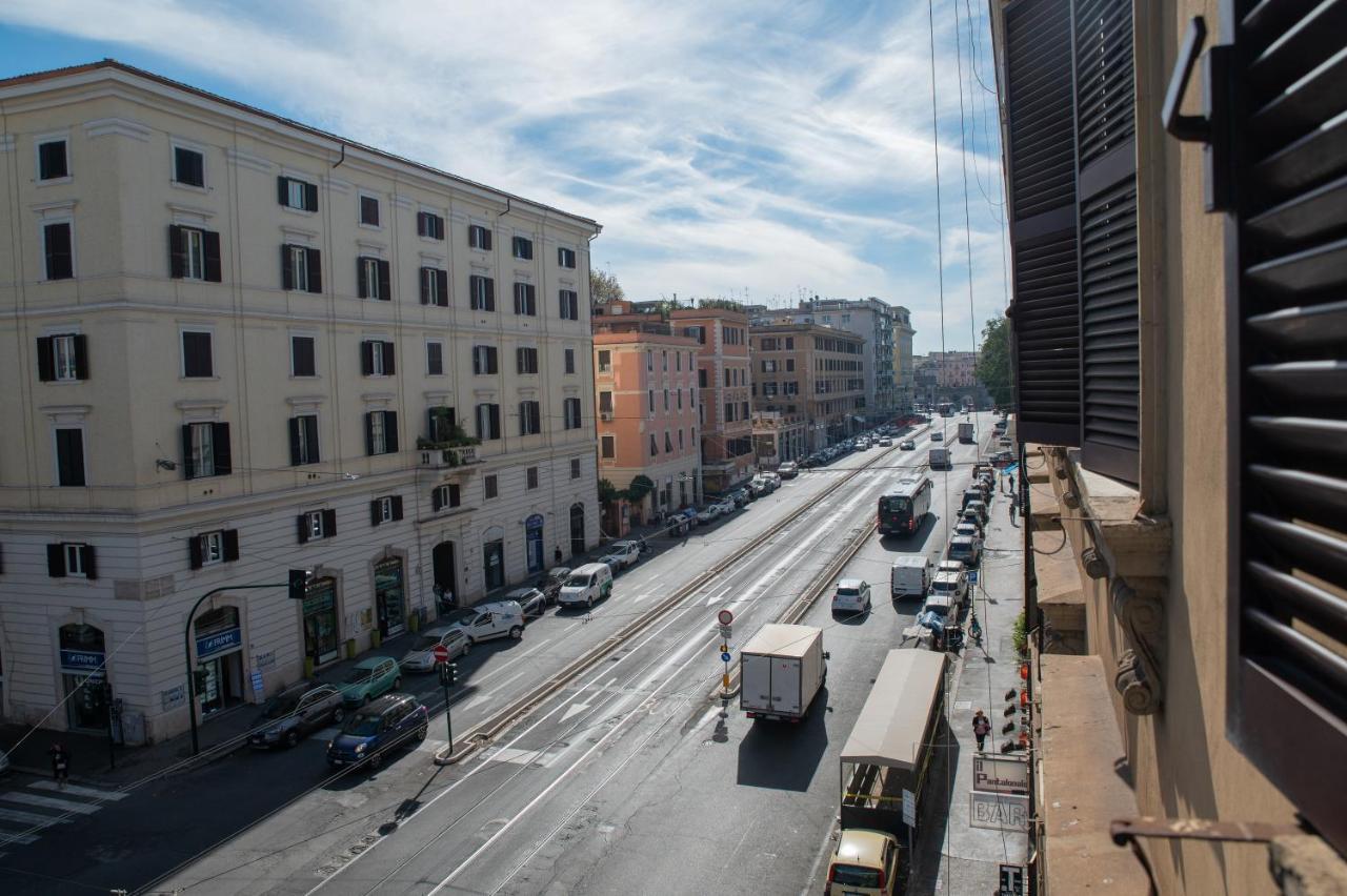 Dreams In Rome - Colosseum Apartment Zewnętrze zdjęcie